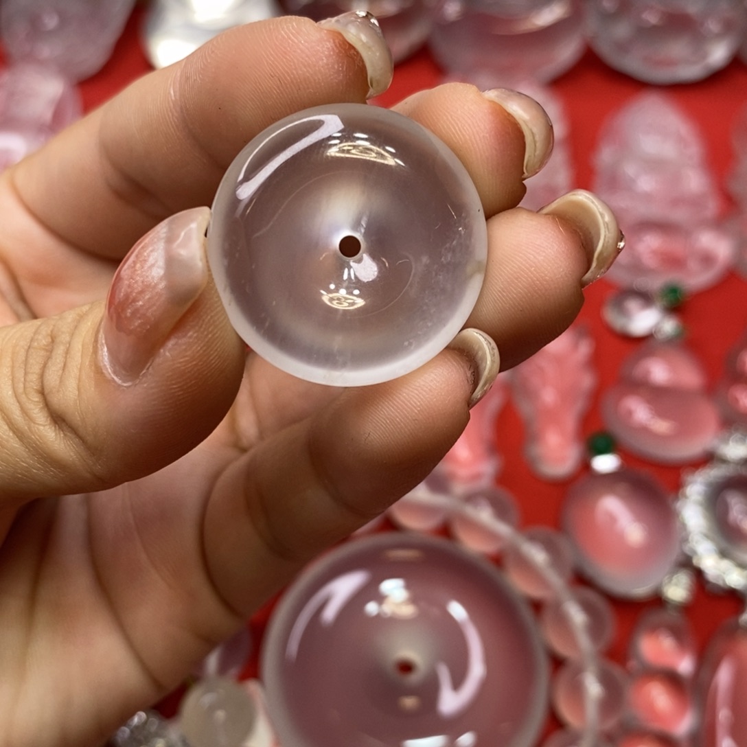 石英质玉未镶嵌吊坠