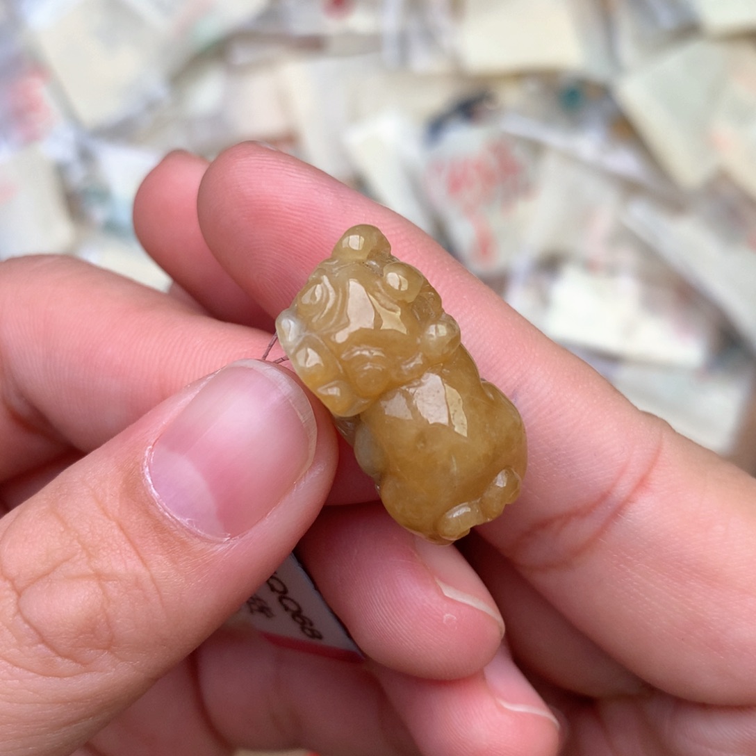 【闪购商品】未镶嵌挂件翡翠一