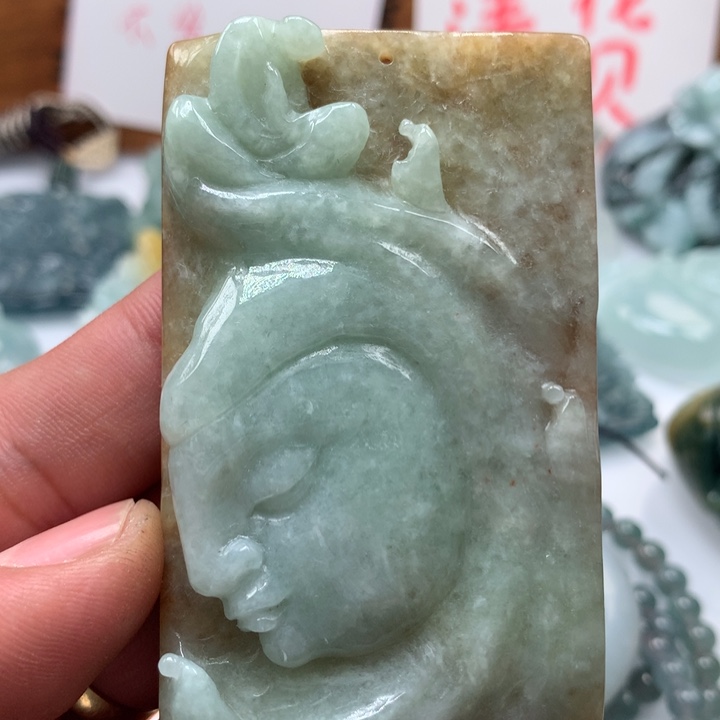 翡翠颈饰未镶嵌保真天然a货翡翠