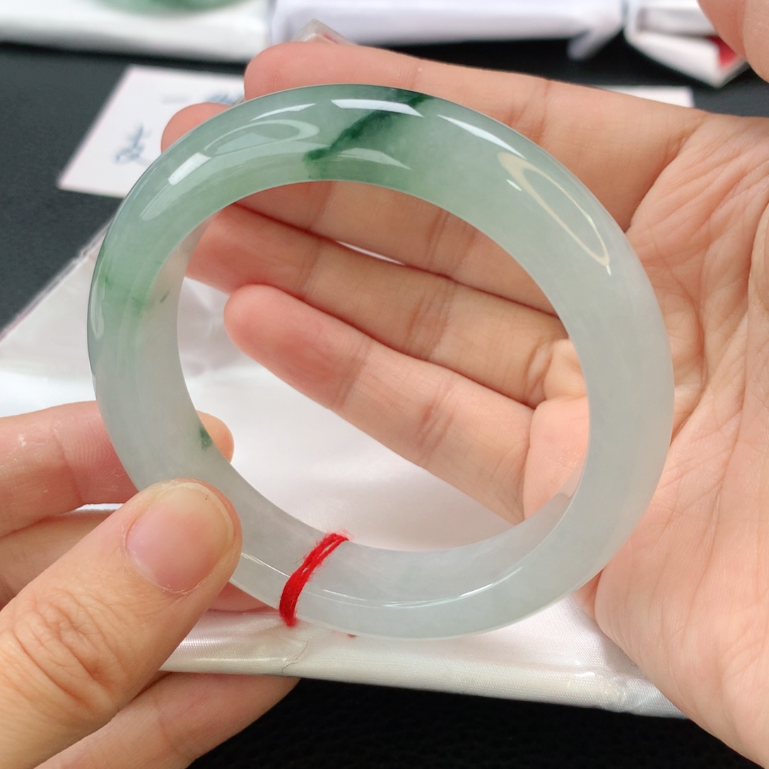 翡翠手镯未镶嵌缅甸55