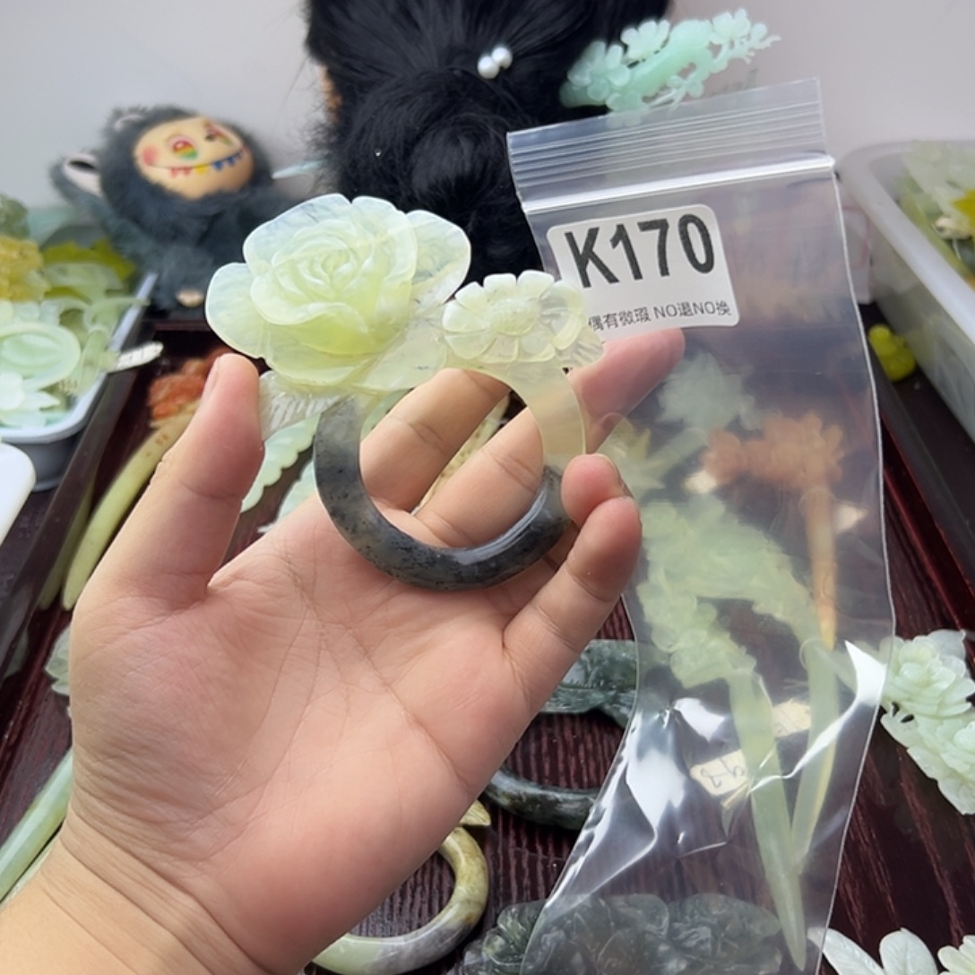 我***兽蛇纹石玉合金发饰