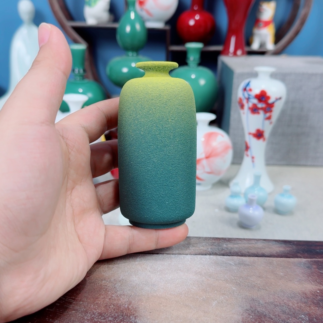 陶瓷手工小花器摆件