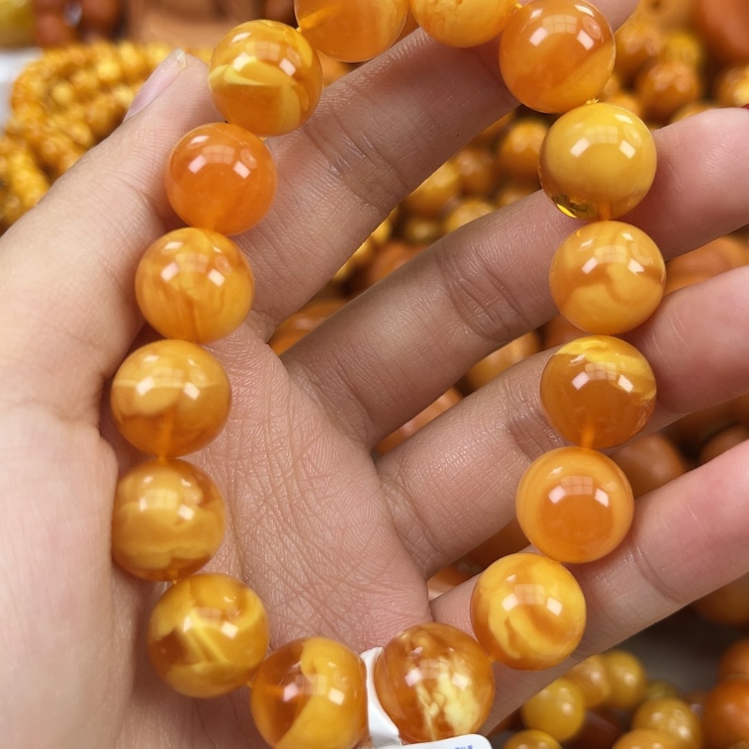 琥珀颈饰未镶嵌蜜蜡