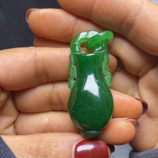 白玉菩提吊坠摆件