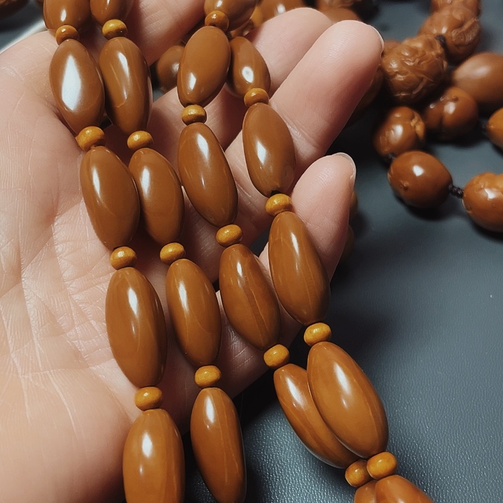 脖挂1.1，橄榄核雕工艺