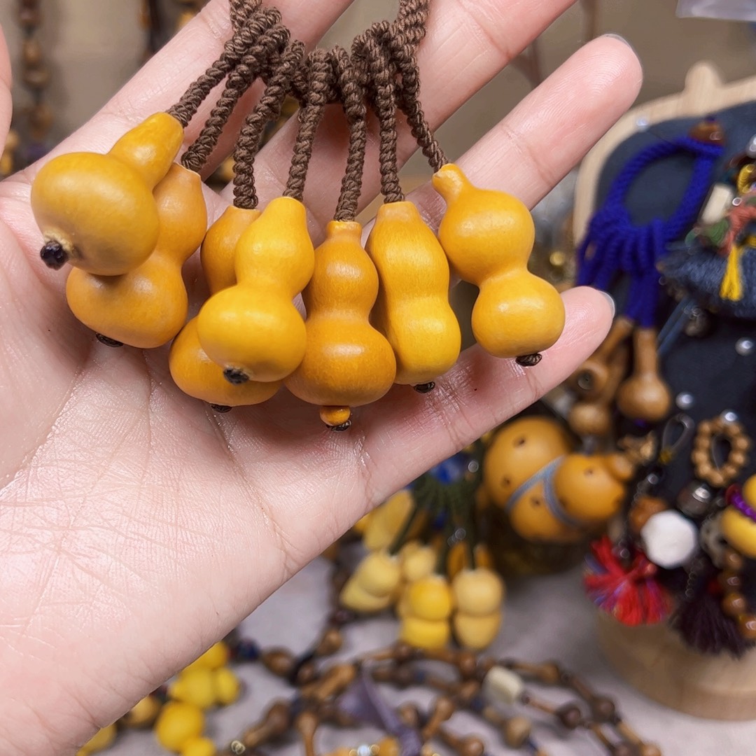 瑄***大叶紫檀（黑酸枝木类）