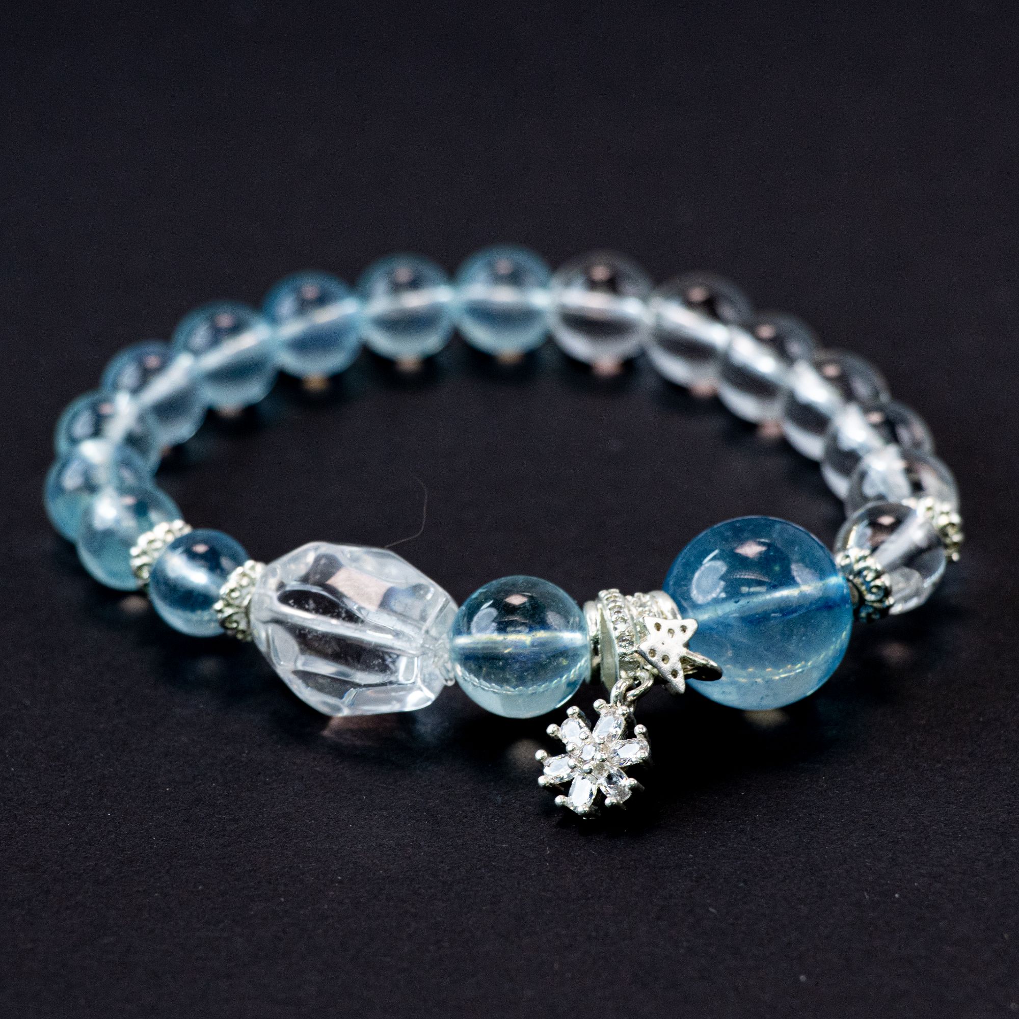 （人鱼泪）海蓝宝搭配白水蓝白清透组合纯净清澈的仙女风手串水晶