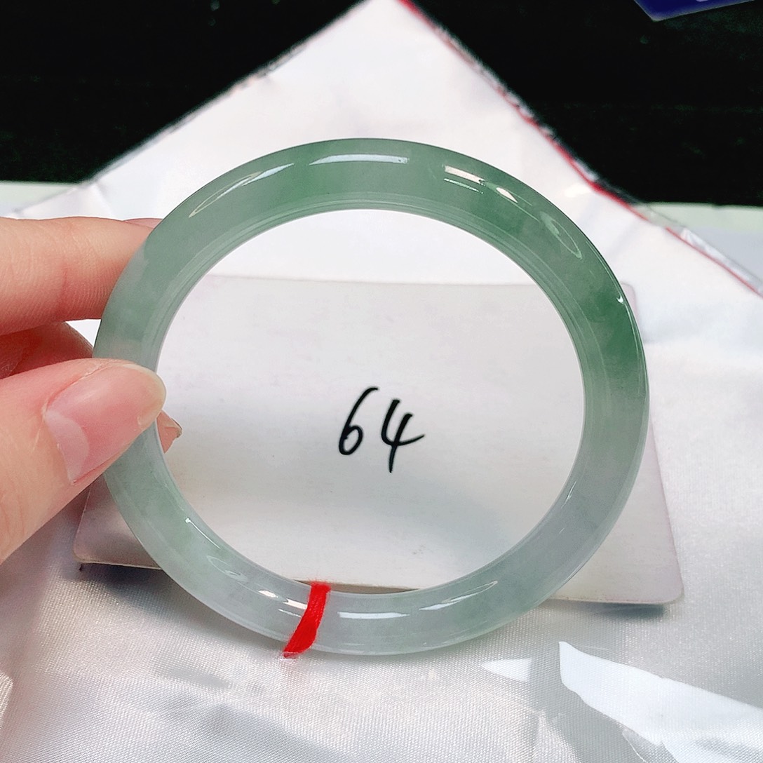 翡翠手镯（圆镯）未镶嵌