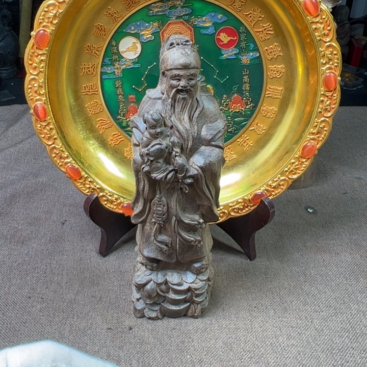 精品摆件工艺品等