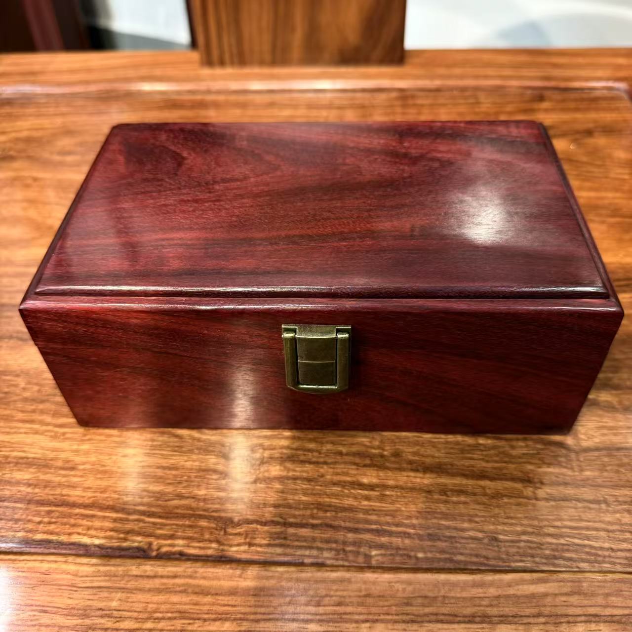 非洲小叶紫檀素面首饰盒GB050377