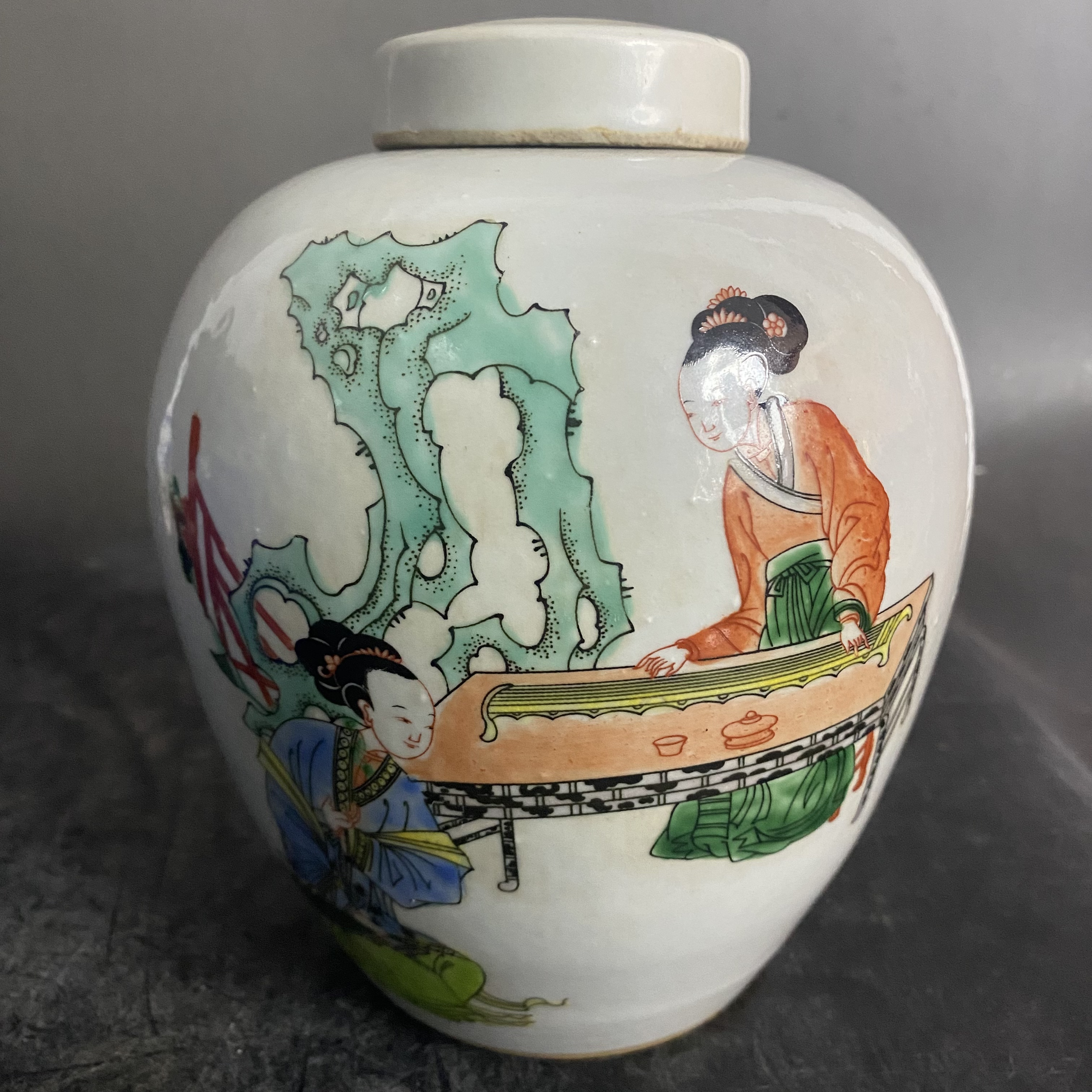 7712 五彩人物故事罐