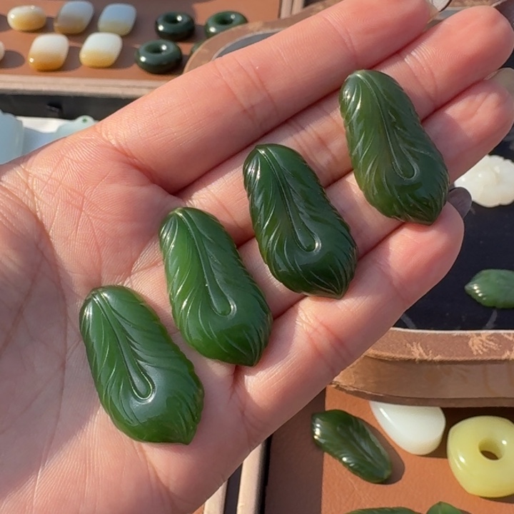 和田玉未镶嵌颈饰拍一发一多样性32