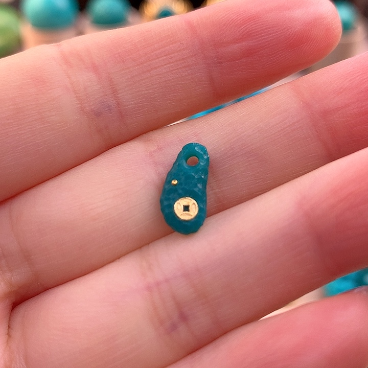 绿松石配饰未镶嵌