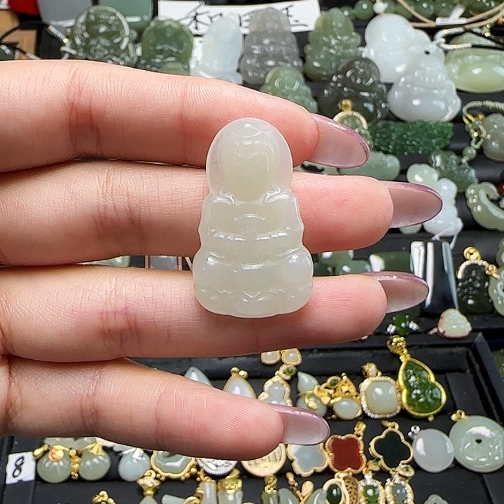 和田玉未镶嵌颈饰