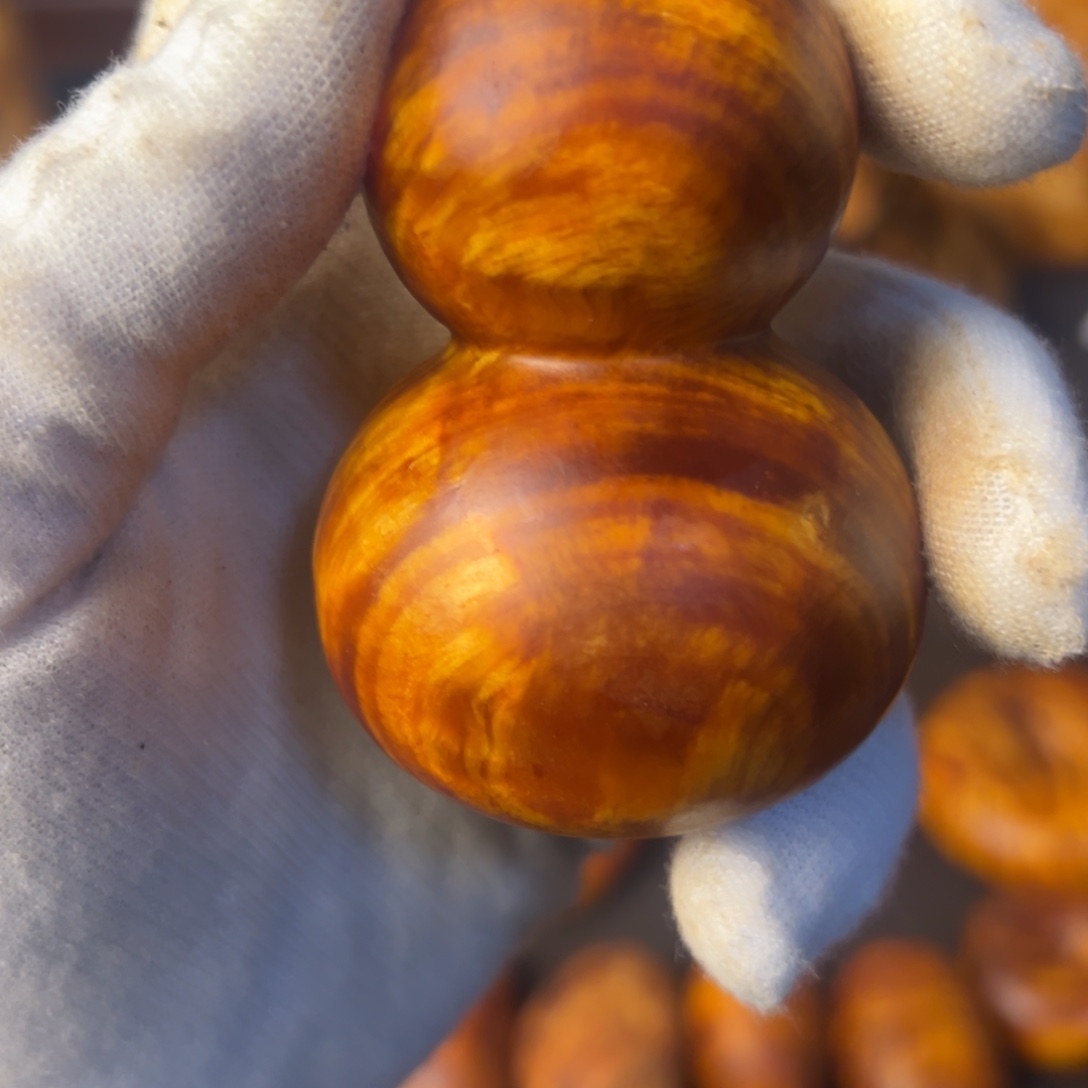 连***哥琥珀木长白山琥珀木