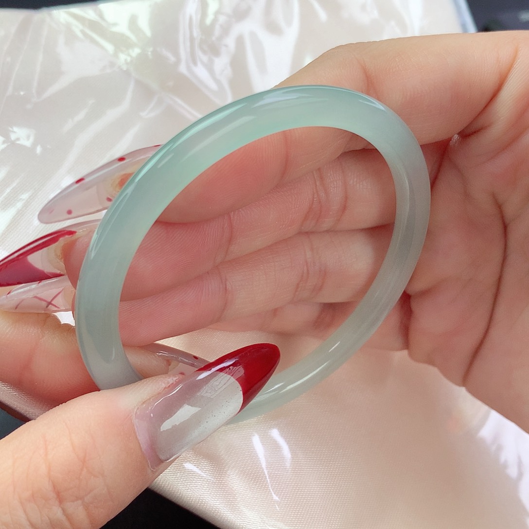 【闪购商品】翡翠手镯未镶嵌旎****部a 112006