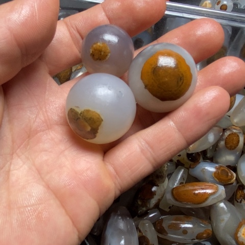 未镶嵌玛瑙/玉髓珠宝奇石一****哥