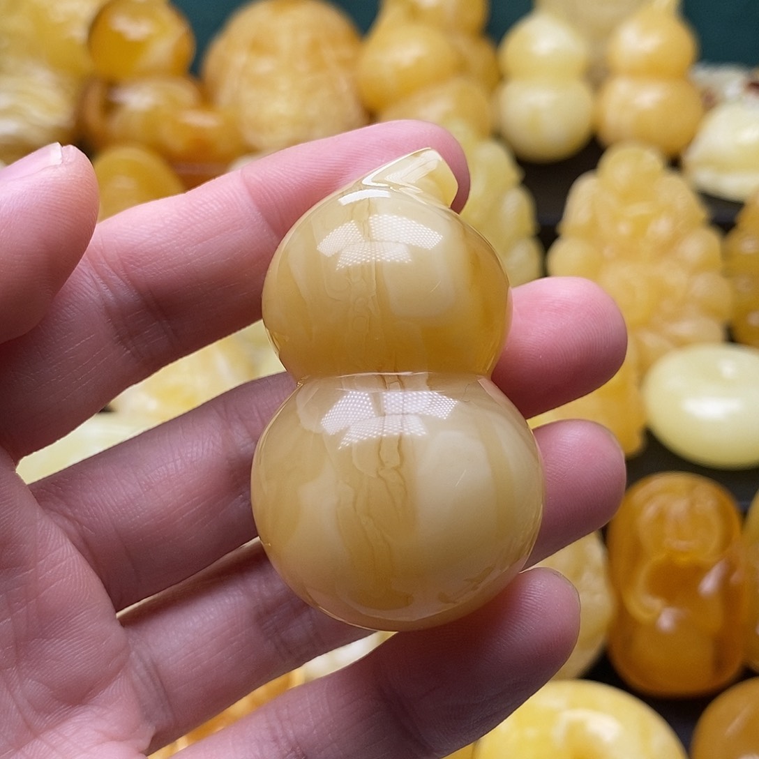 琥珀颈饰未镶嵌琥珀蜜蜡吊坠