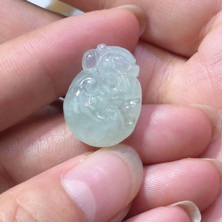 翡翠未镶嵌颈饰天然缅甸翡翠A货精美小滴溜