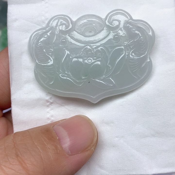 翡翠未镶嵌颈饰27号