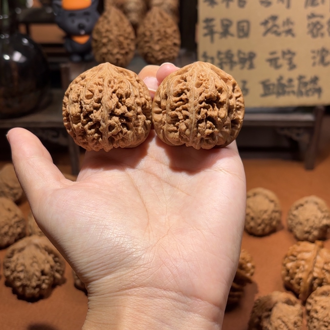 吊坠桃核44大粗筋53g