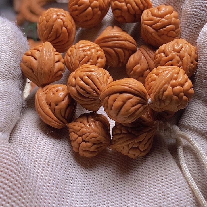 手串桃核8**生龙纹桃核