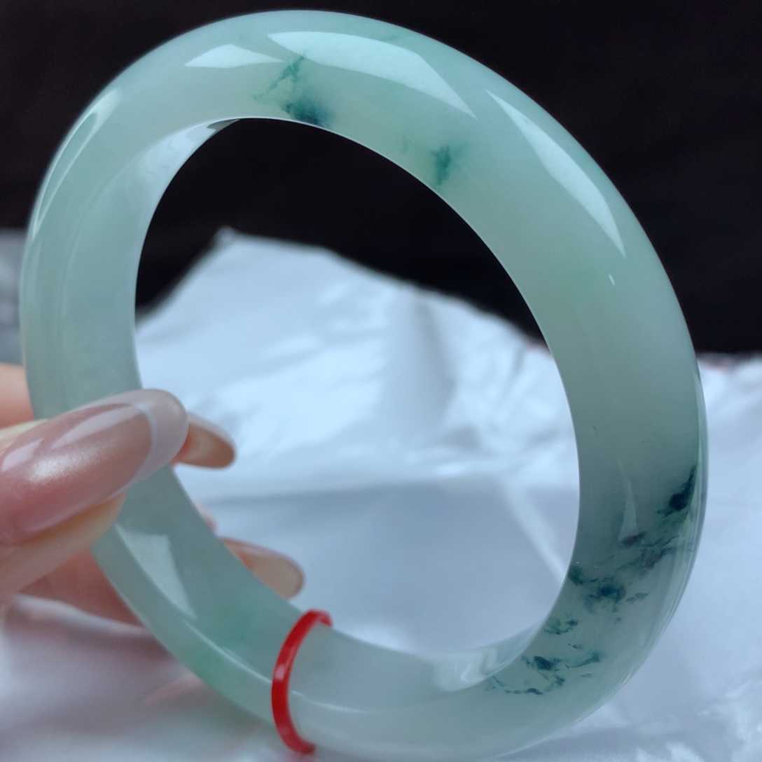 翡翠手镯未镶嵌96721，