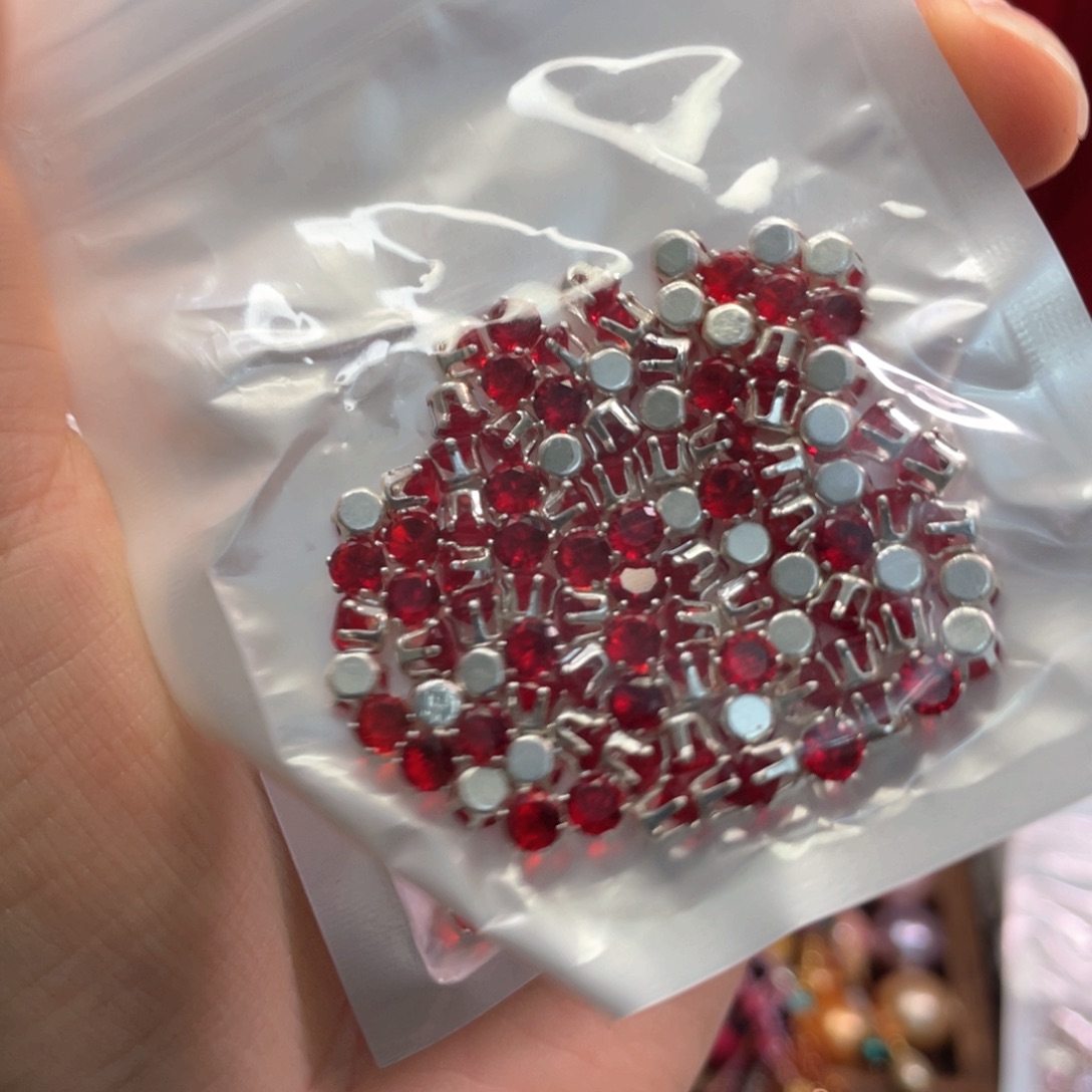 4mm爪大红约100pcs手工半成品