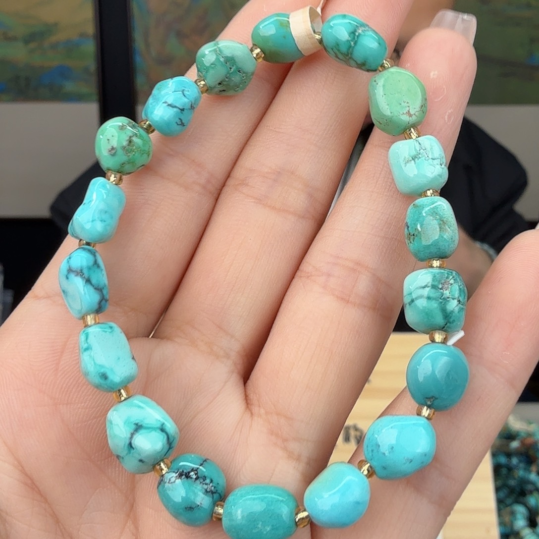 绿松石未镶嵌珠宝奇石