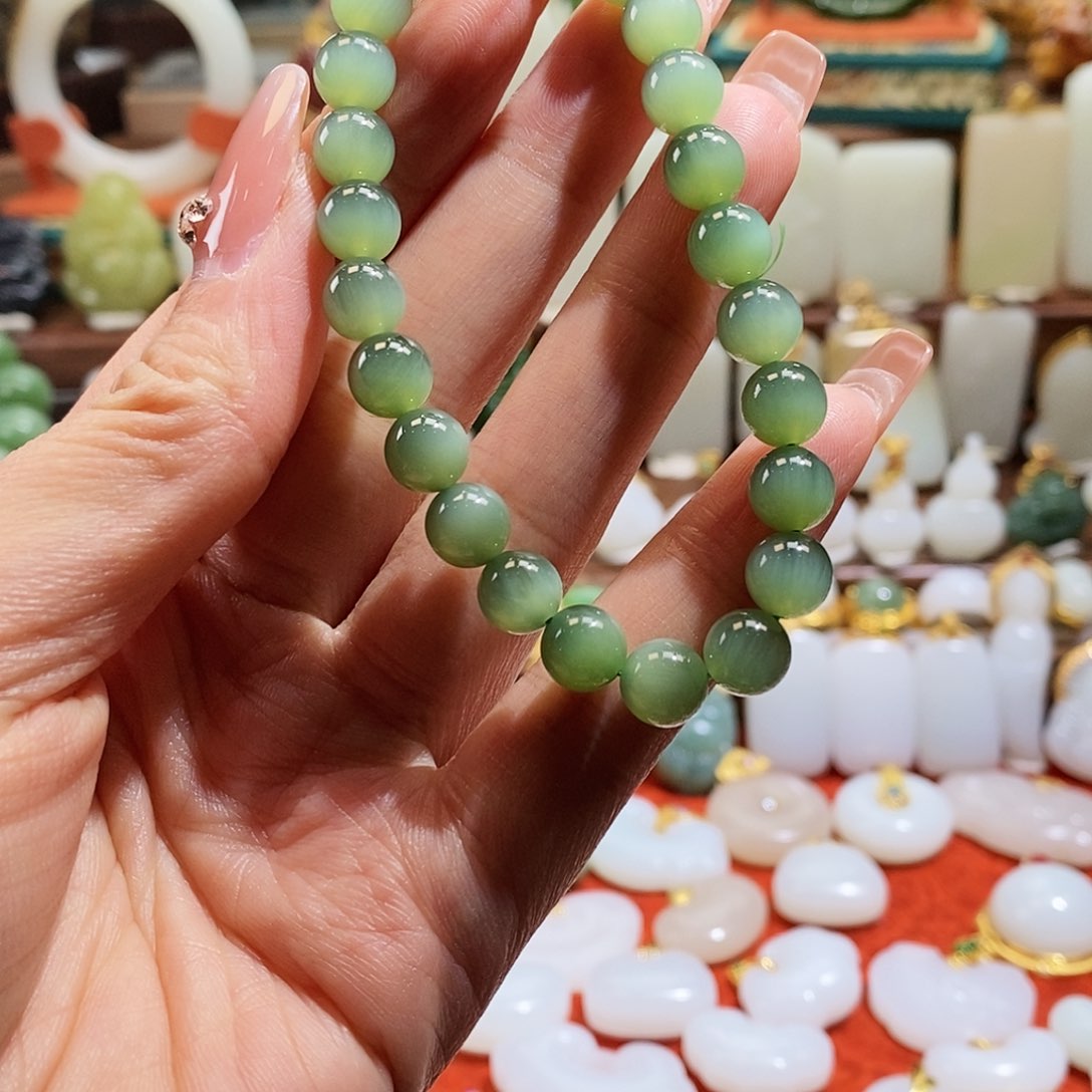 和田玉手串未镶嵌