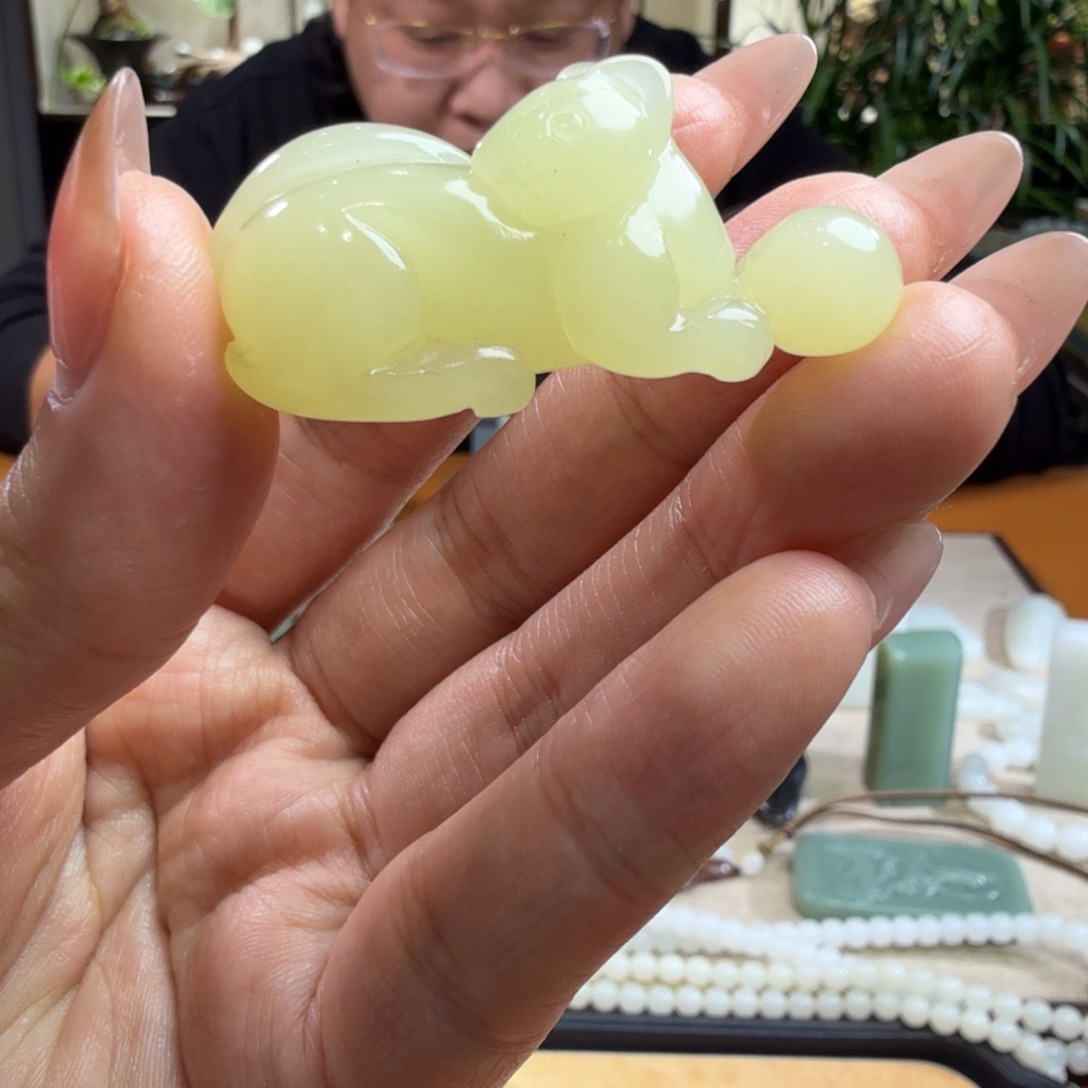 和田玉挂件未镶嵌烟****生