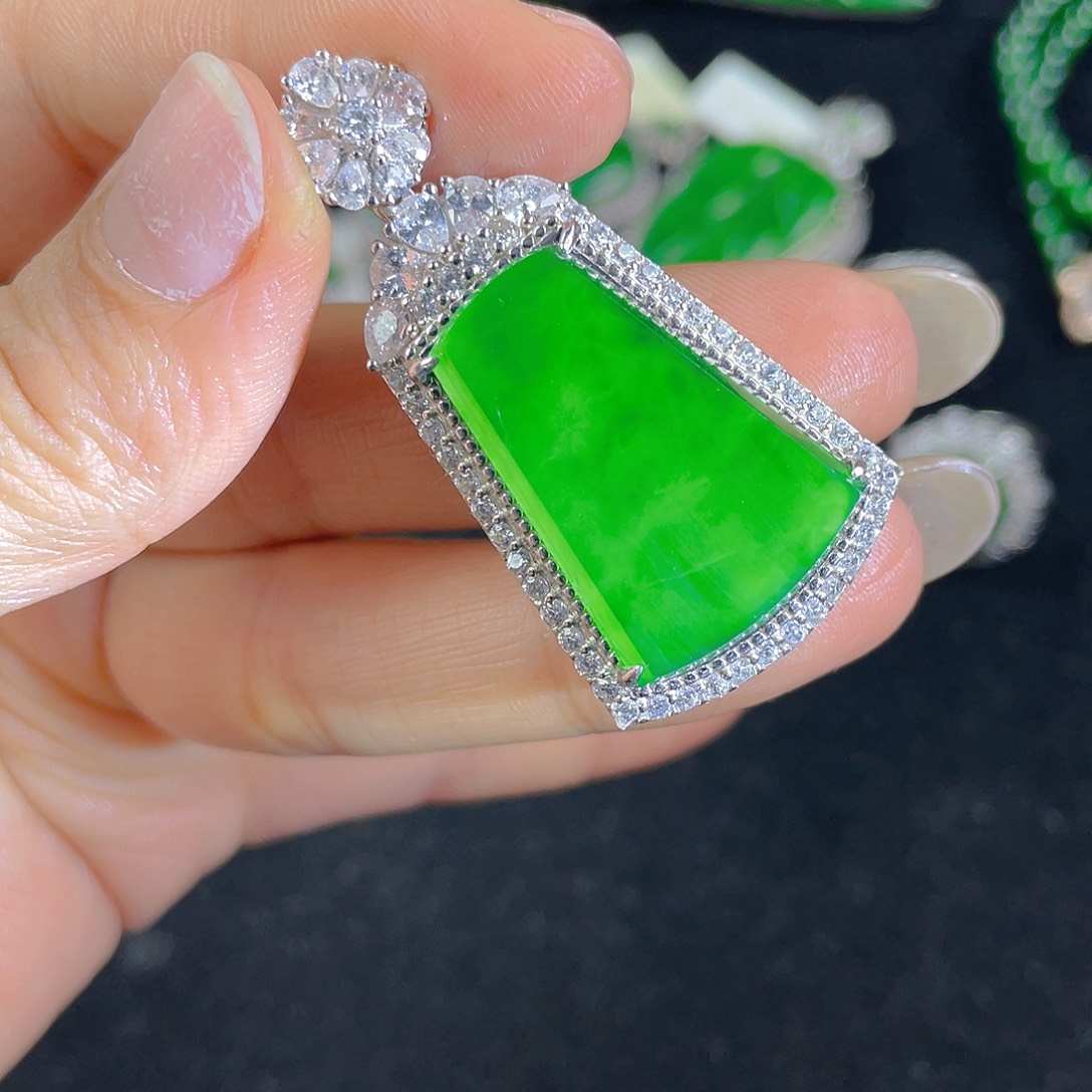 翡翠吊坠(不含链)银S925镶嵌