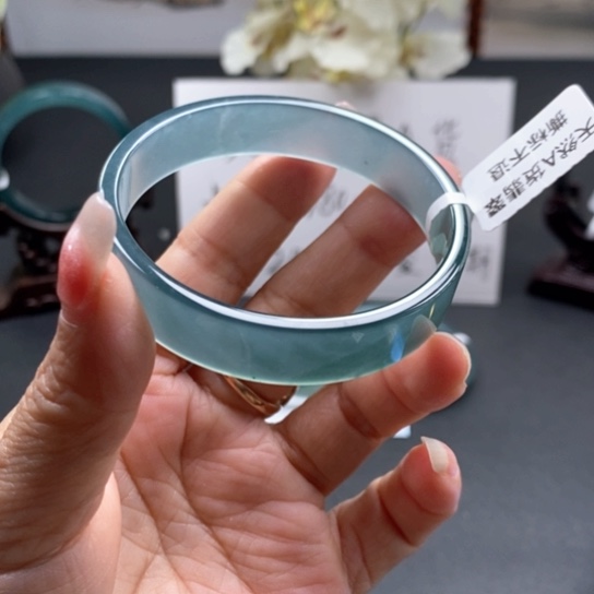 翡翠手镯未镶嵌54尺寸