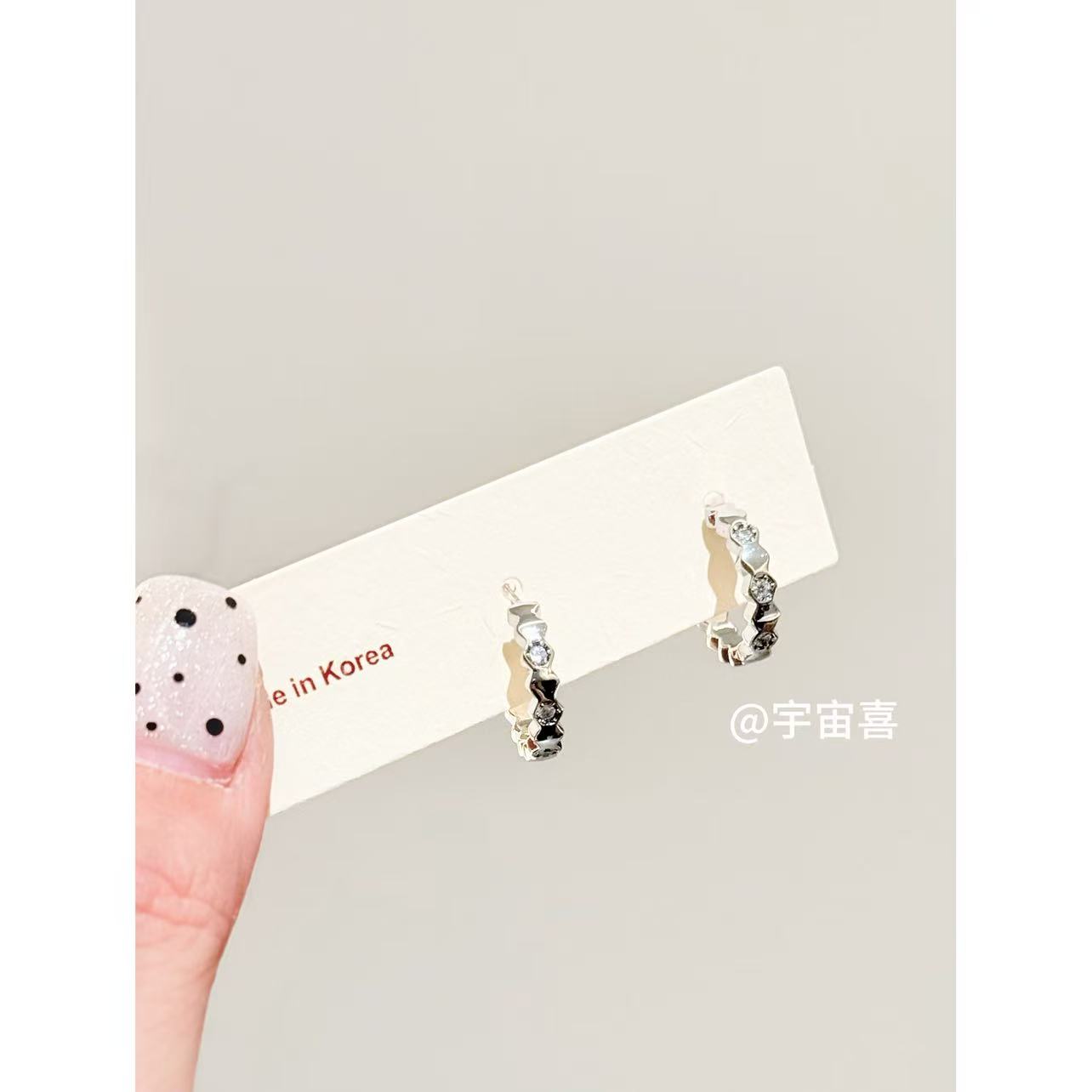 铜合金锆石耳饰 I2-209【银色蜂巢白锆c圈耳钉】