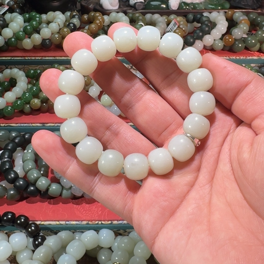 和田玉未镶嵌手链