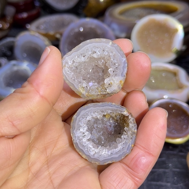 水晶未镶嵌珠宝半成品