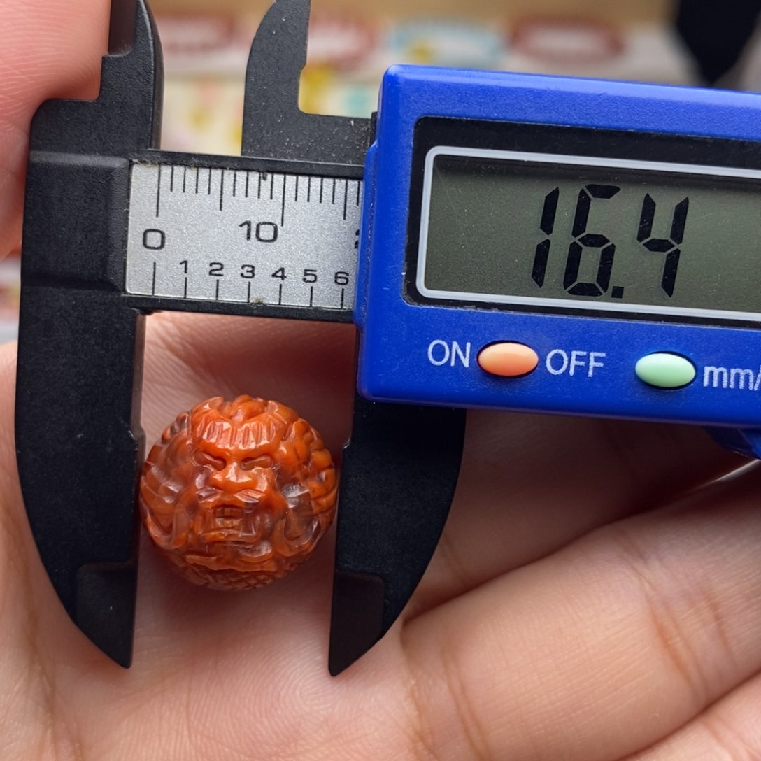 南红玛瑙配饰未镶嵌小矿点