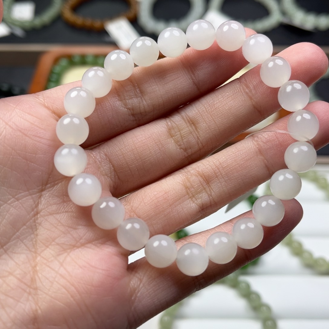 和田玉手链未镶嵌