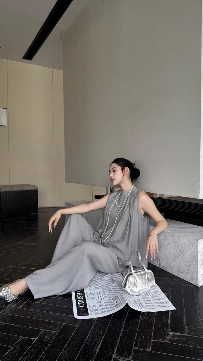 150斤夏季无袖气质套装阔腿裤设计遮肚子时尚洋气