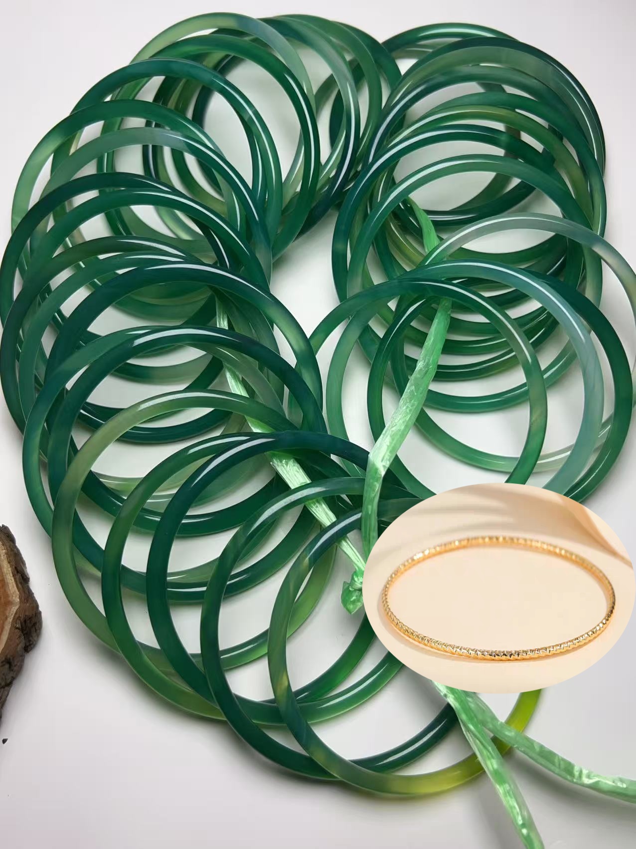 正品保真绿玛瑙【绿色妖姬】叮当手镯卡4mm（拍一发一，多样性发货）