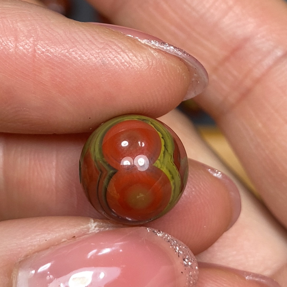 南红玛瑙未镶嵌珠子