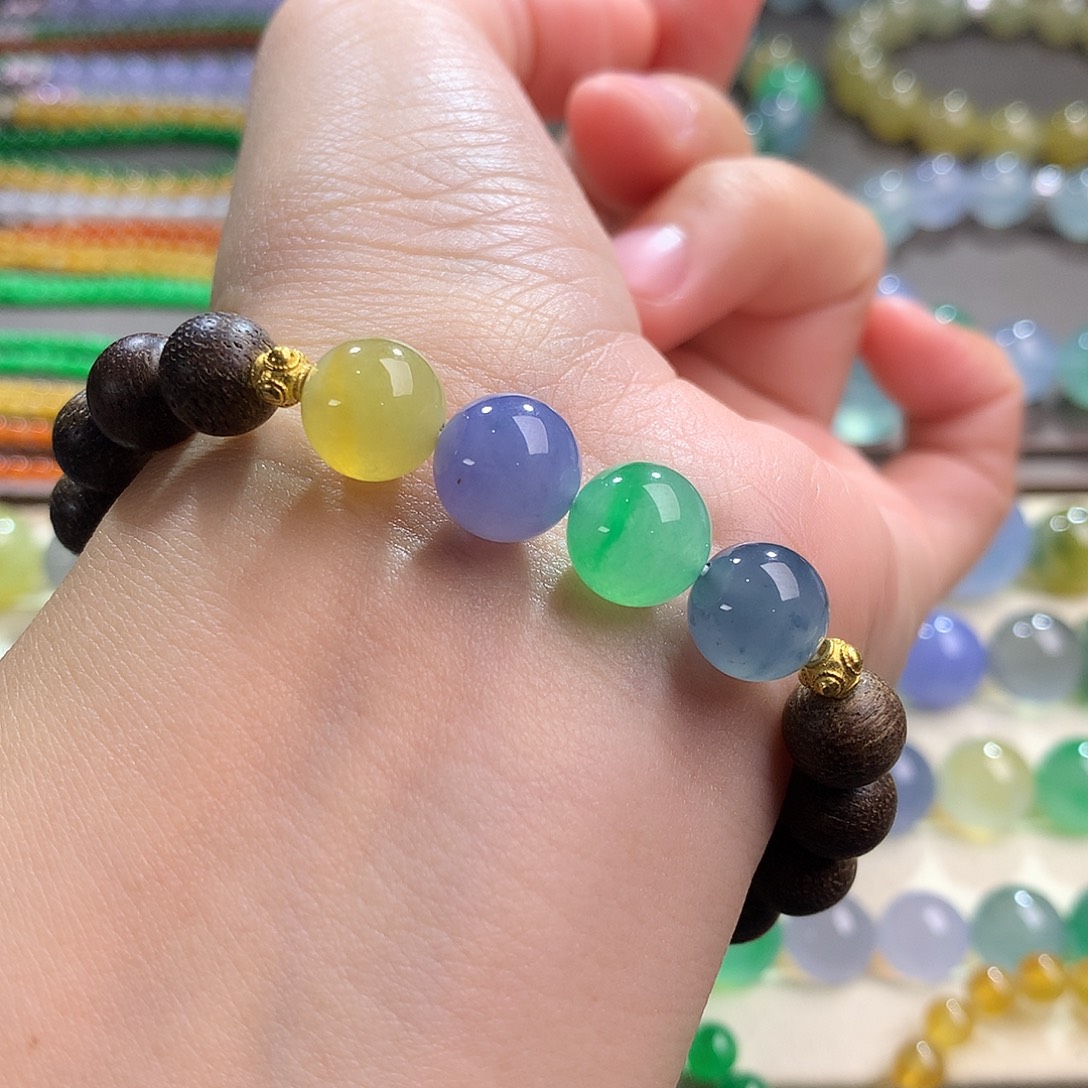 翡翠未镶嵌手链卡9.3～9.8