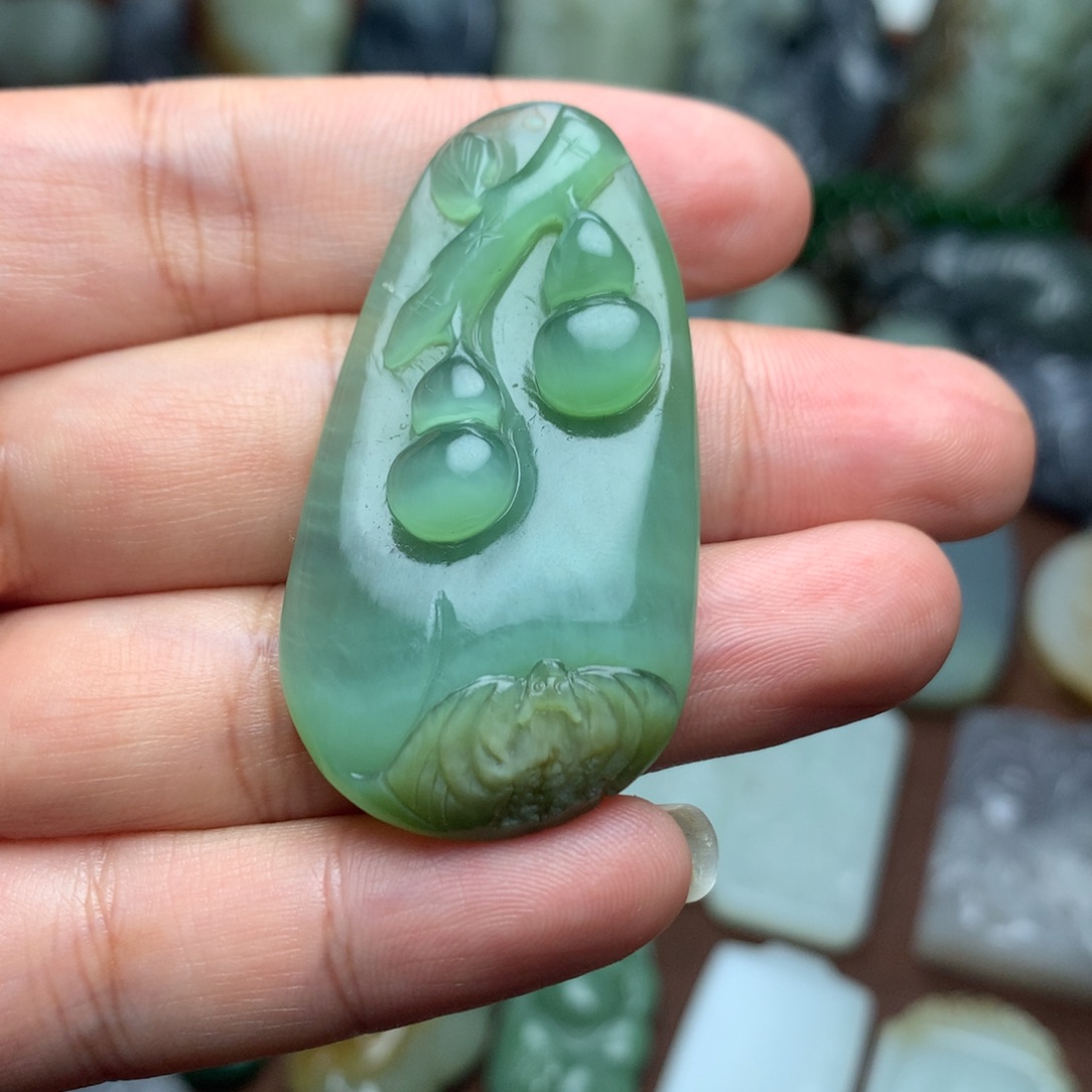 和田玉挂件未镶嵌