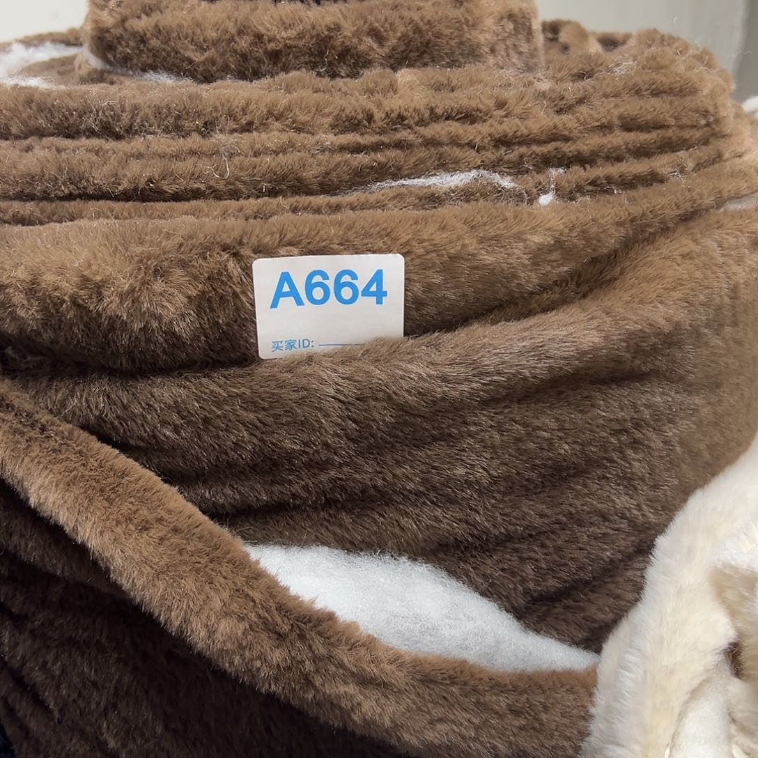 咖色高密兔毛加冕¥16 ， 2米664