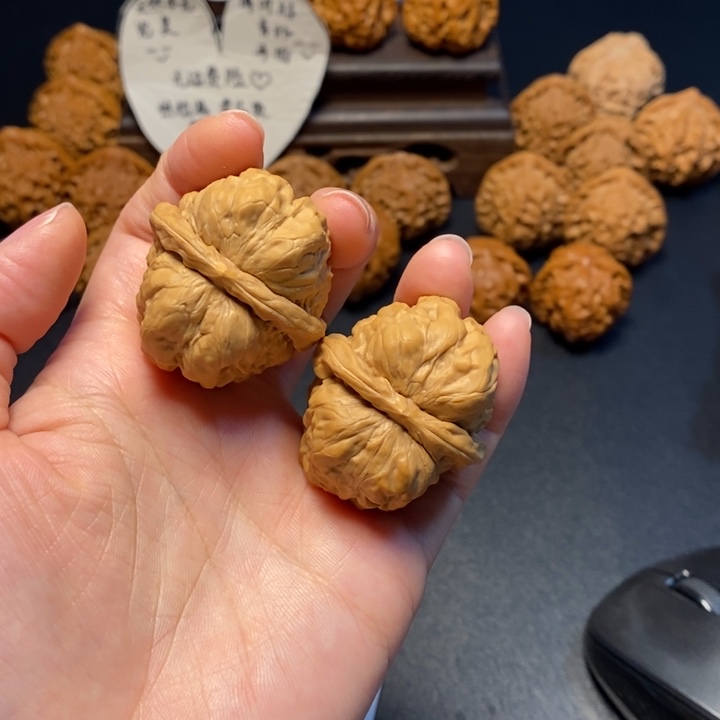 文玩核桃把件6号蛤蟆头36尺