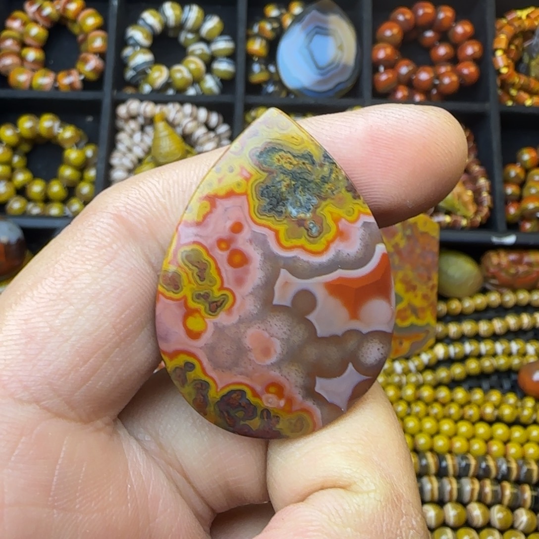 玛瑙/玉髓未镶嵌颈饰