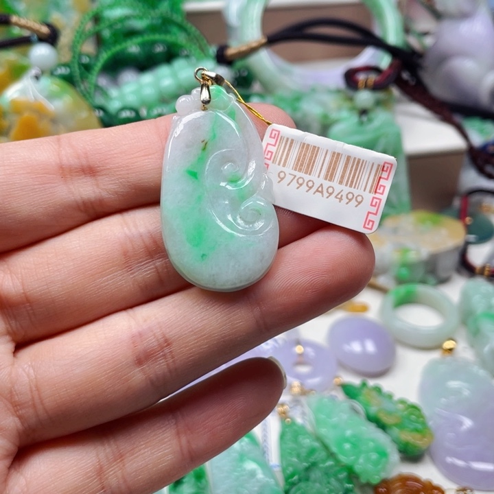 翡翠未镶嵌颈饰翡翠18