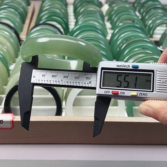 未镶嵌手镯东陵石