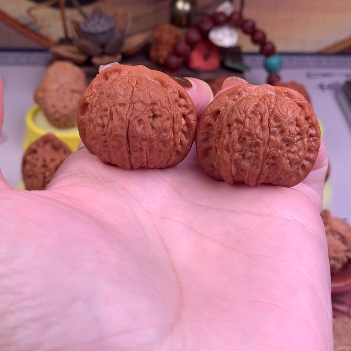 吊坠文玩核桃血麒麟36尺