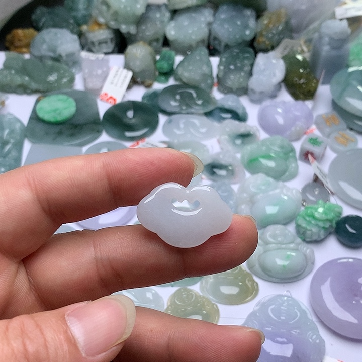 翡翠未镶嵌颈饰天然翡翠